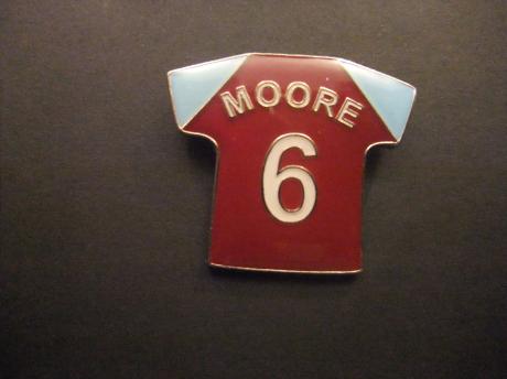 Bobby Moore (West Ham United,) R.I.P. voetbalshirt nr 6